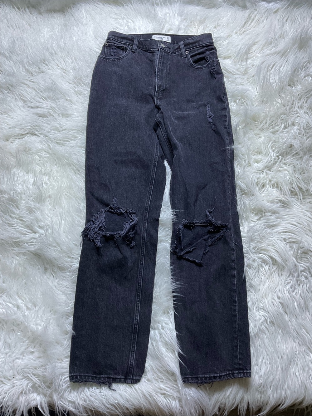 Abercrombie The 90’s Straight Ultra High Rise Jeans